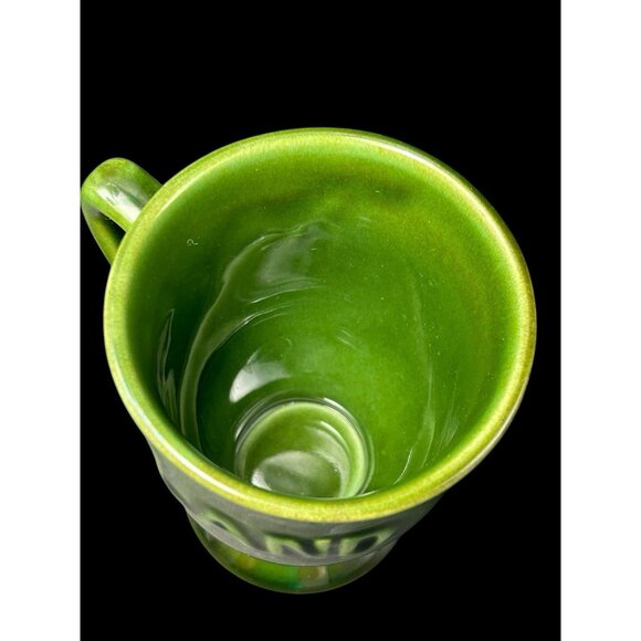 Coffee Mug Cup Pedestal 'Ireland" Green Irish Stoneware Raised Letters Vintage - Picture 4 of 11